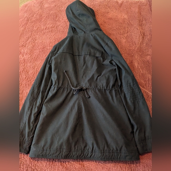 Hollister navy faux fur lined Parka - Picture 6 of 6